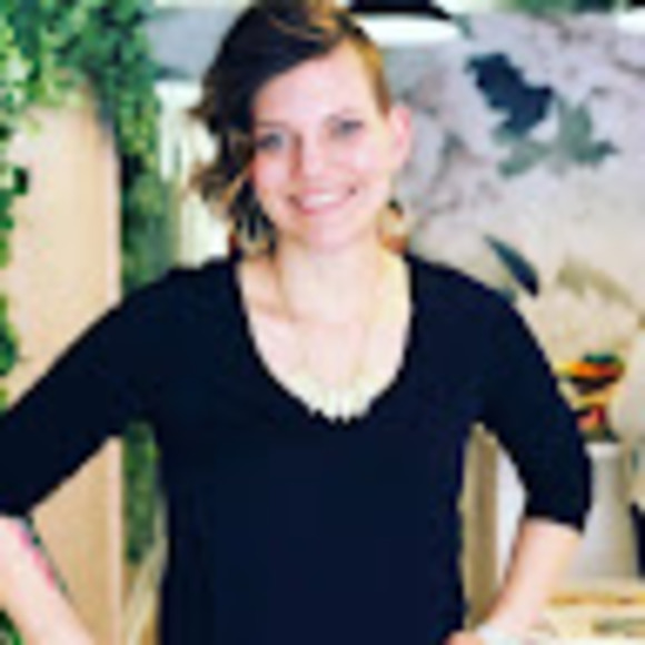 Meet your Posher, Randi - Picture 1 of 1